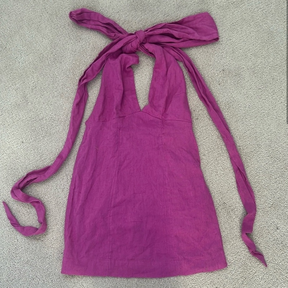 Free people Size XS NWT pink/purple halter mini dress, with the cutest long bow!